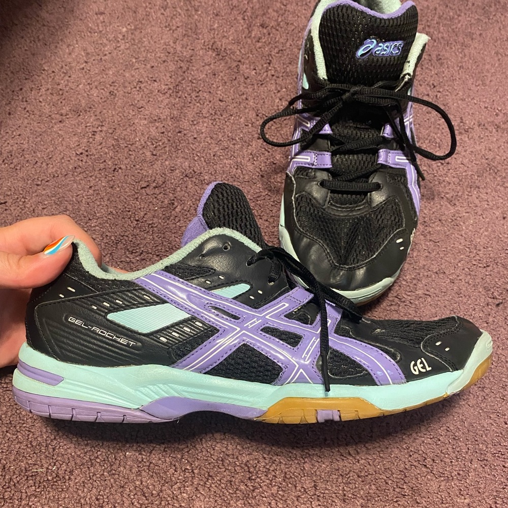 ASICS Women’s Volleyball sneakers size 10